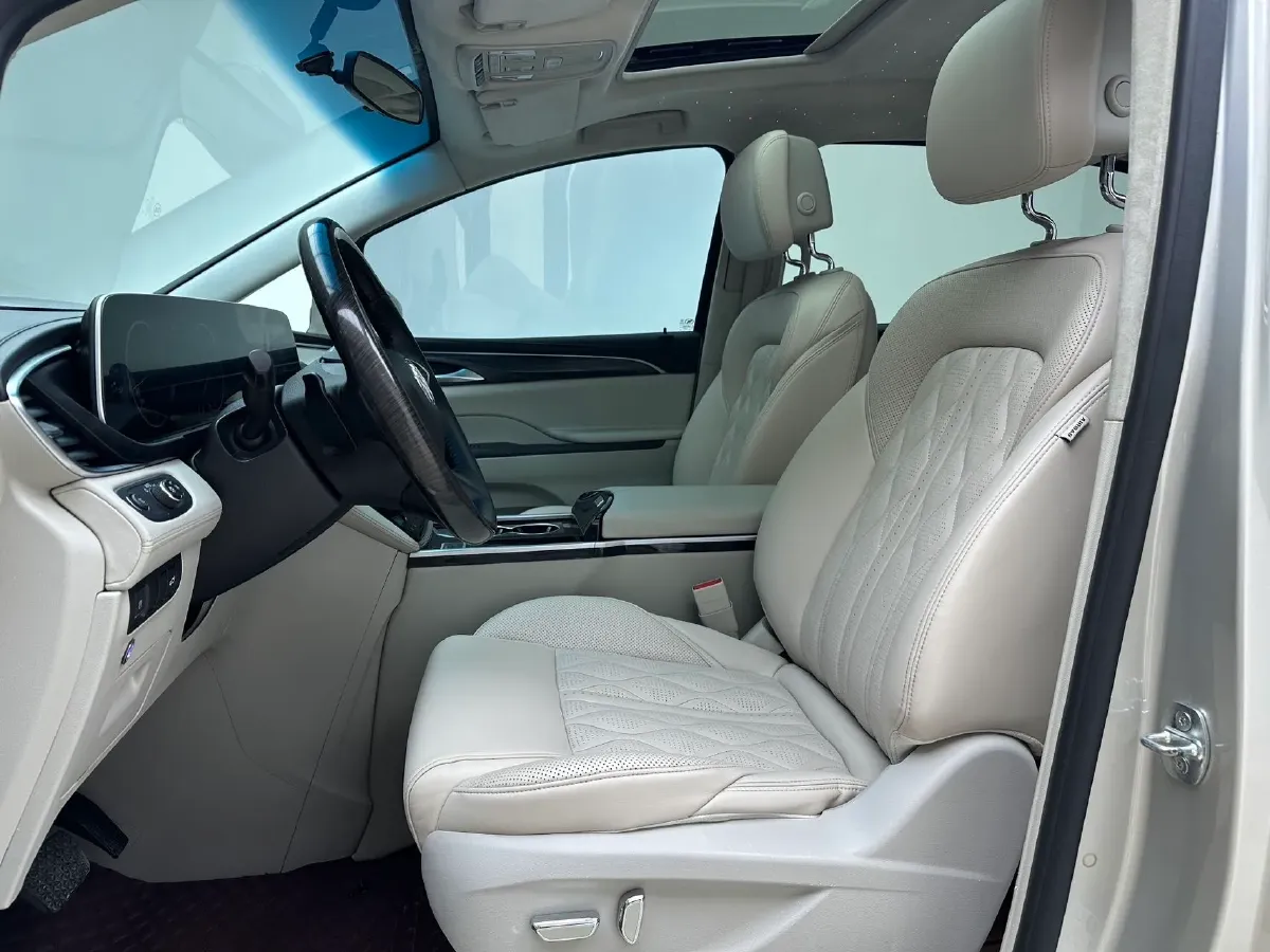 2021 Buick GL8 2.0T 237HP L4 9AT,autocango,china used car exporter,china ev exporter,chinese used car exporter,chinese used ev exporter