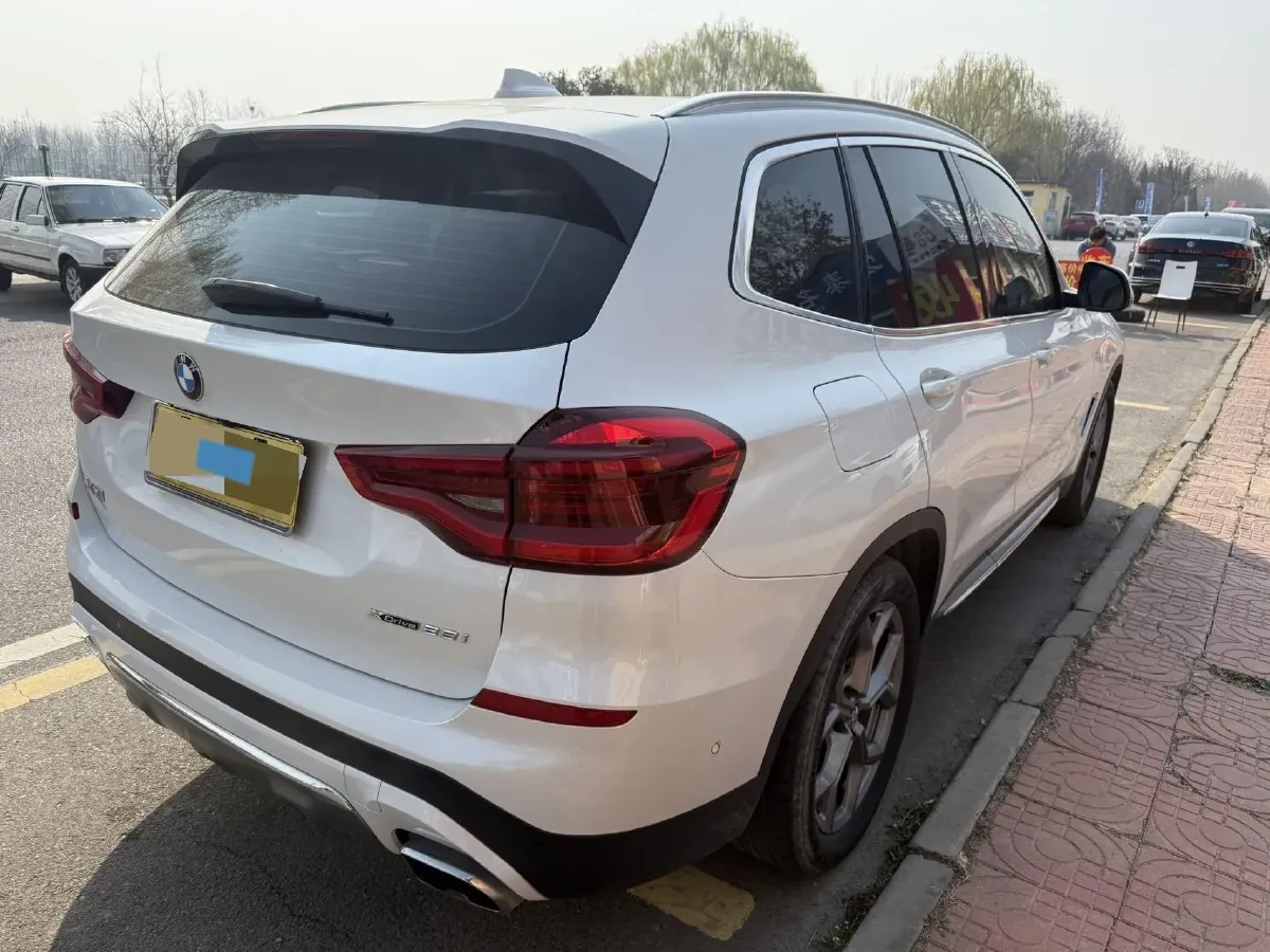 2021 BMW X3 2.0T 224HP L4 8AT,autocango,china used car exporter,china ev exporter,chinese used car exporter,chinese used ev exporter