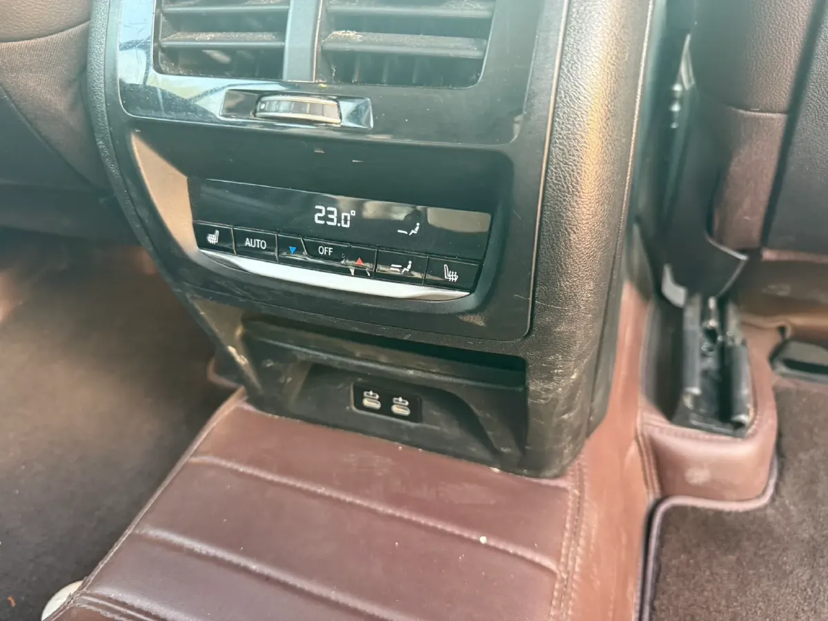 2021 BMW X3 2.0T 224HP L4 8AT,autocango,china used car exporter,china ev exporter,chinese used car exporter,chinese used ev exporter