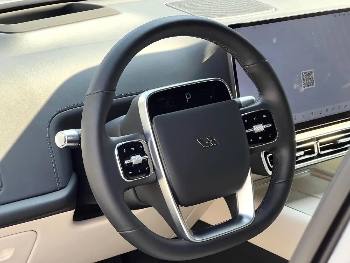 2023 Li L7 Range Extended 154HP REEV 40.9KWH,autocango,china used car exporter,china ev exporter,chinese used car exporter,chinese used ev exporter