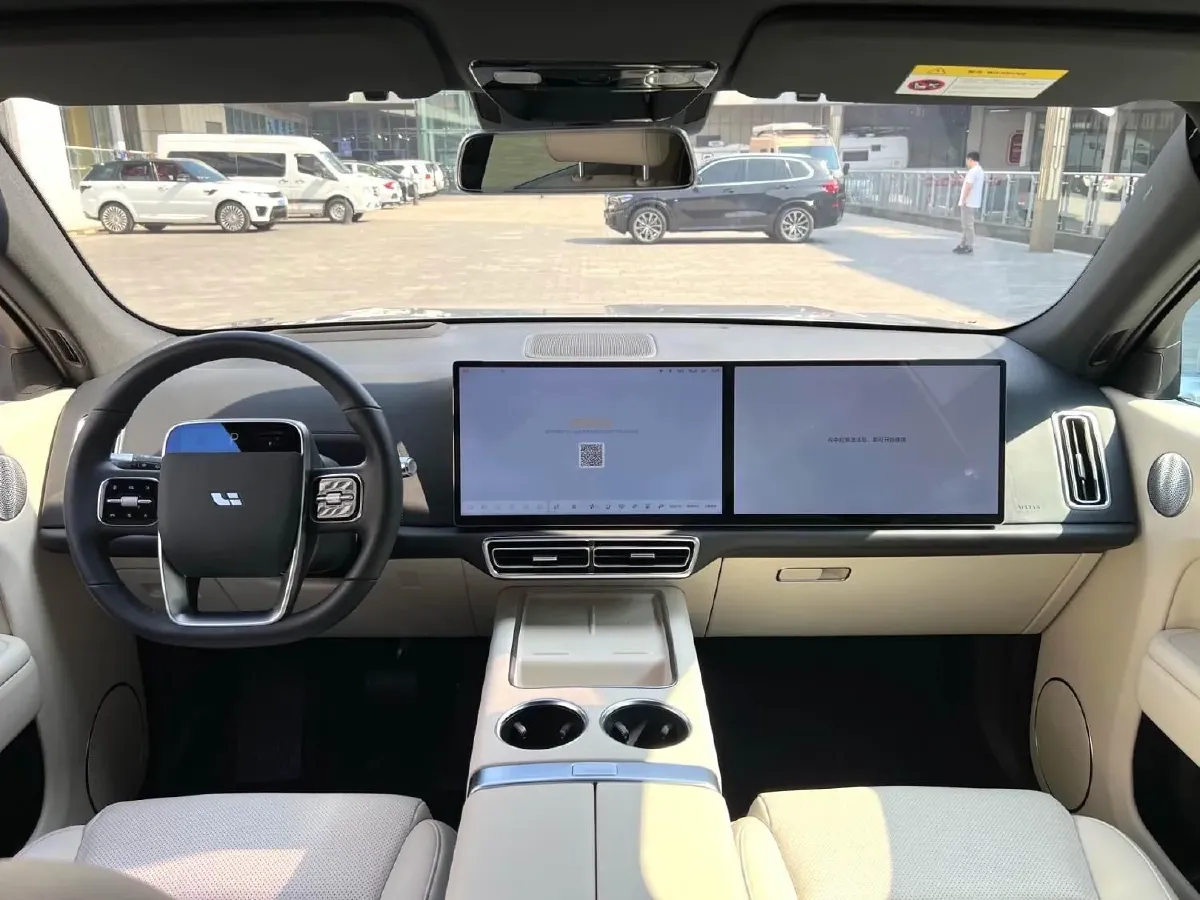 2023 Li L7 Range Extended 154HP REEV 40.9KWH,autocango,china used car exporter,china ev exporter,chinese used car exporter,chinese used ev exporter