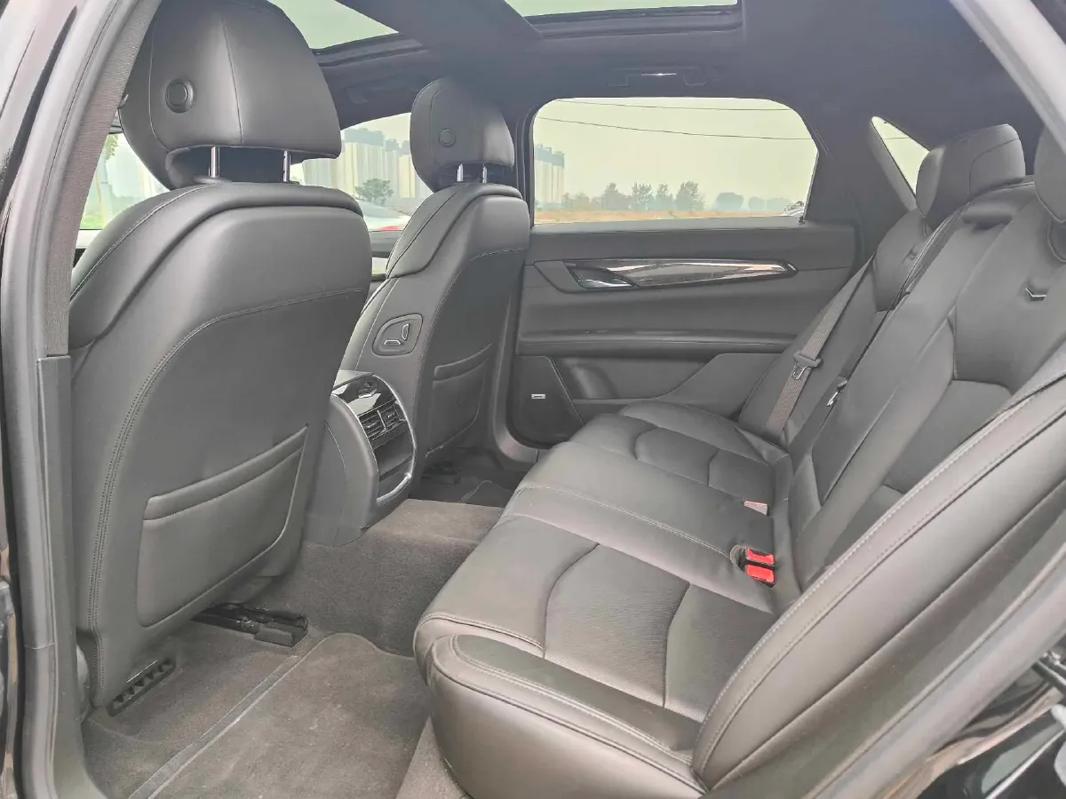 2022 Cadillac CT6 2.0T 237HP L4 10AT,autocango,china used car exporter,china ev exporter,chinese used car exporter,chinese used ev exporter