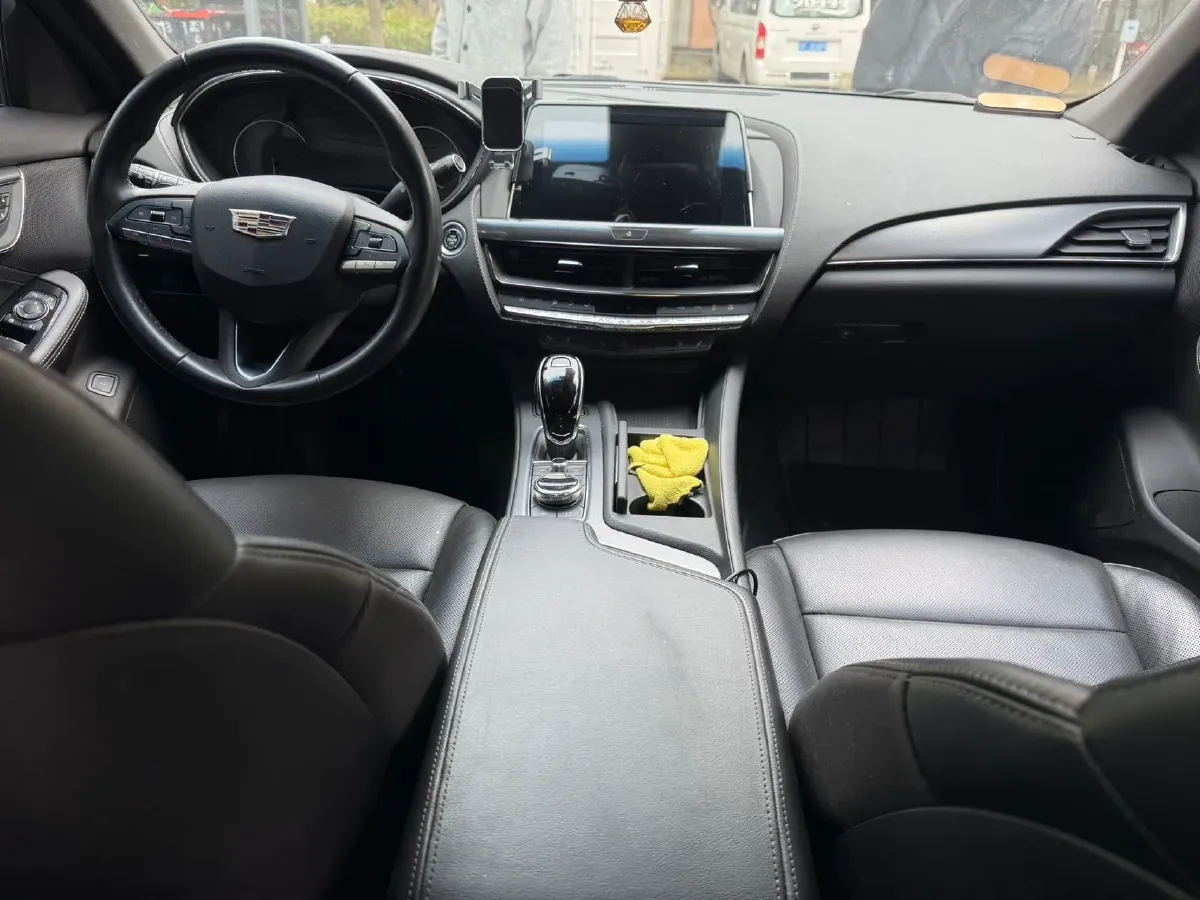 2022 Cadillac CT5 2.0T 237HP L4 10AT,autocango,china used car exporter,china ev exporter,chinese used car exporter,chinese used ev exporter