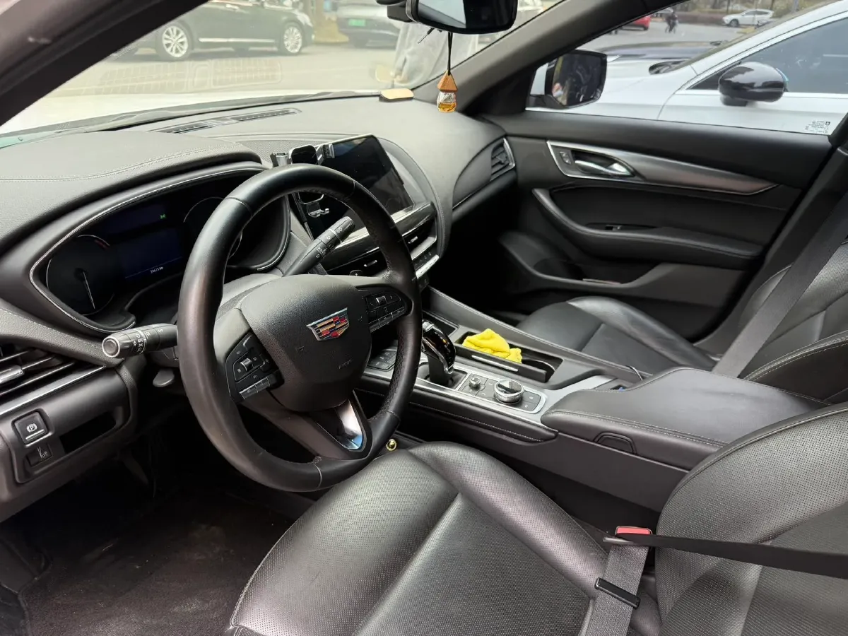 2022 Cadillac CT5 2.0T 237HP L4 10AT,autocango,china used car exporter,china ev exporter,chinese used car exporter,chinese used ev exporter