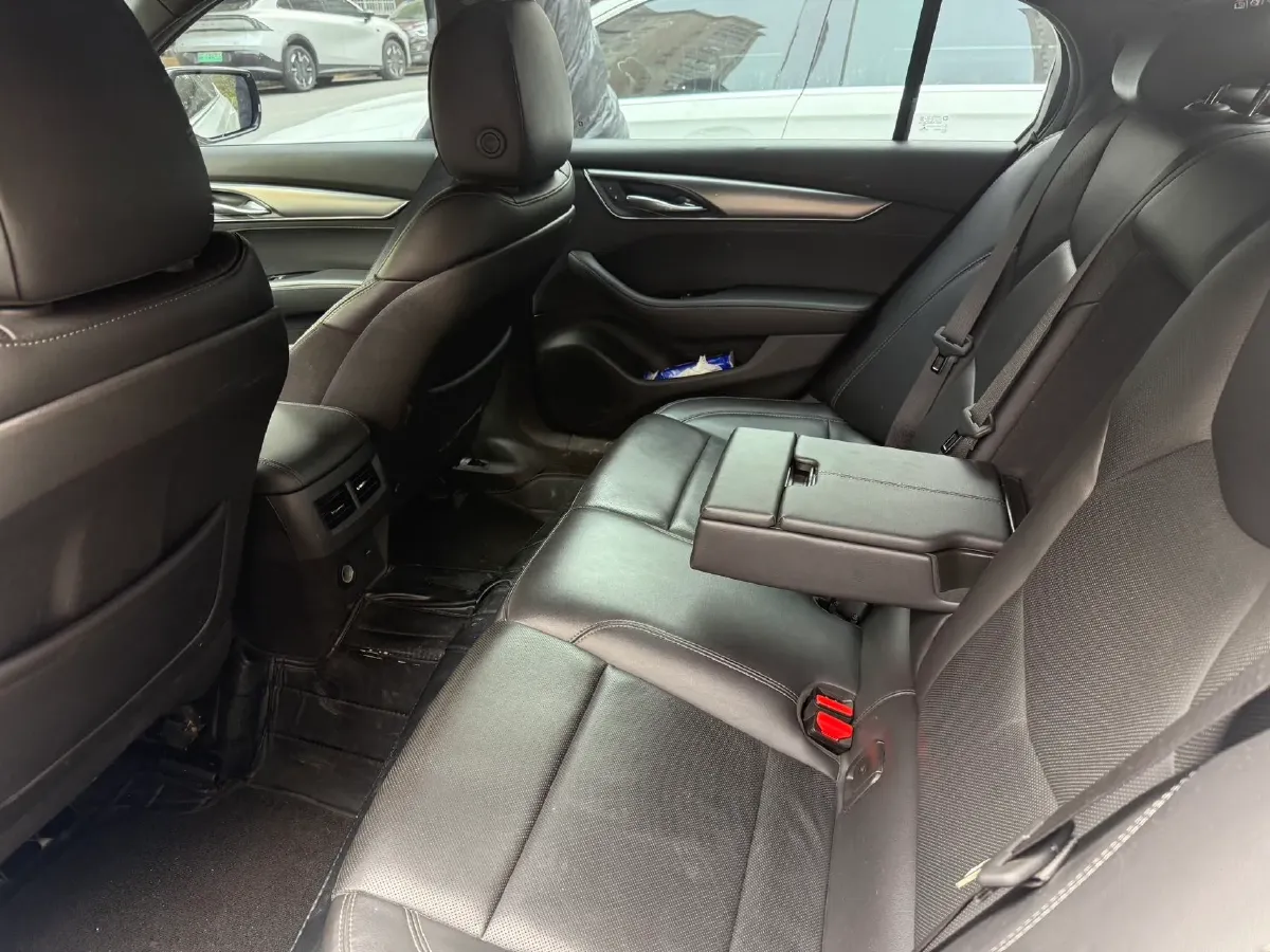 2022 Cadillac CT5 2.0T 237HP L4 10AT,autocango,china used car exporter,china ev exporter,chinese used car exporter,chinese used ev exporter