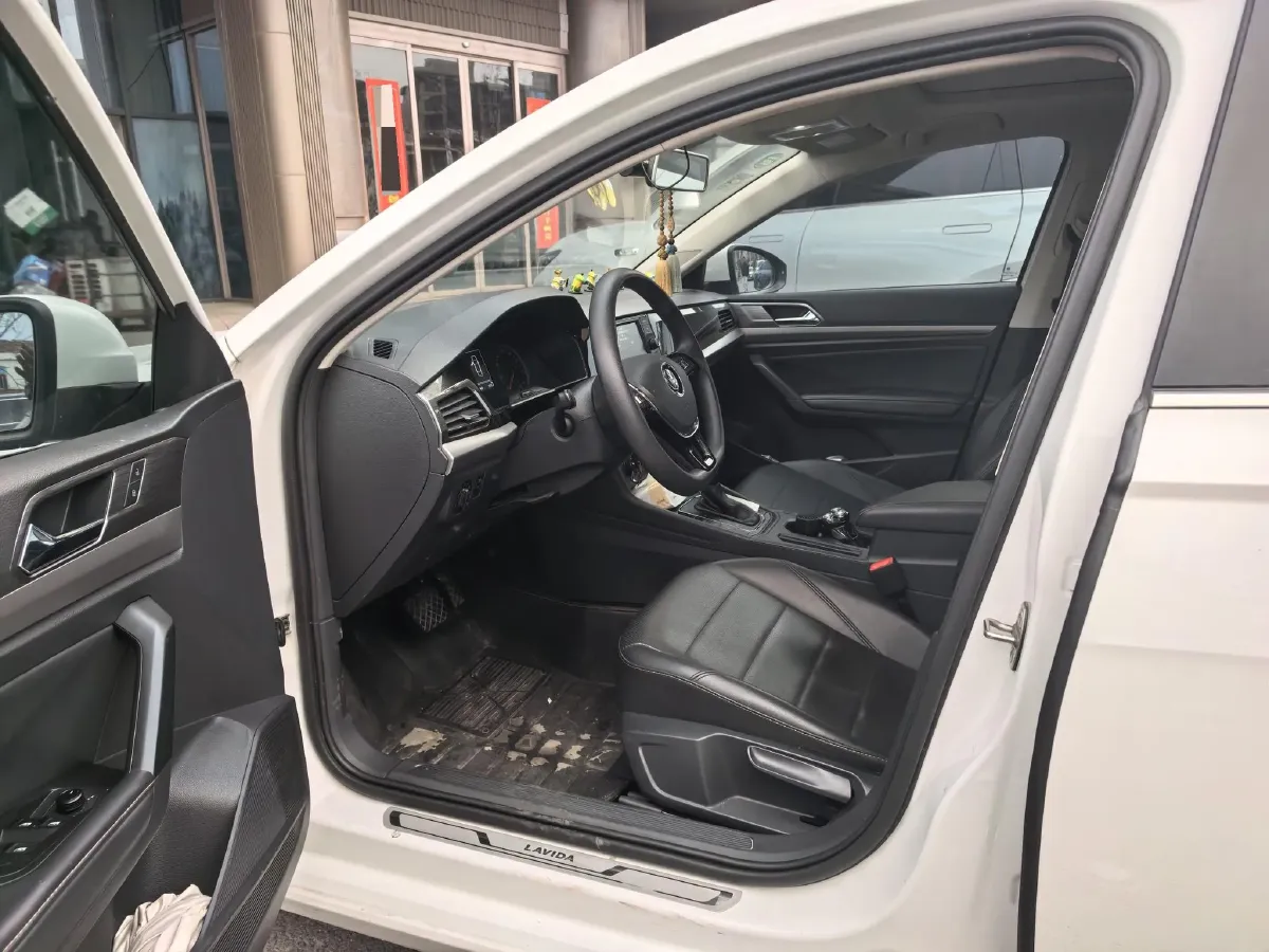2018 Volkswagen Lavida 1.2T 116HP L4 7DCT,autocango,china used car exporter,china ev exporter,chinese used car exporter,chinese used ev exporter