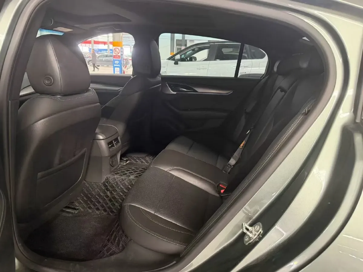 2023 Cadillac CT5 2.0T 237HP L4 10AT,autocango,china used car exporter,china ev exporter,chinese used car exporter,chinese used ev exporter