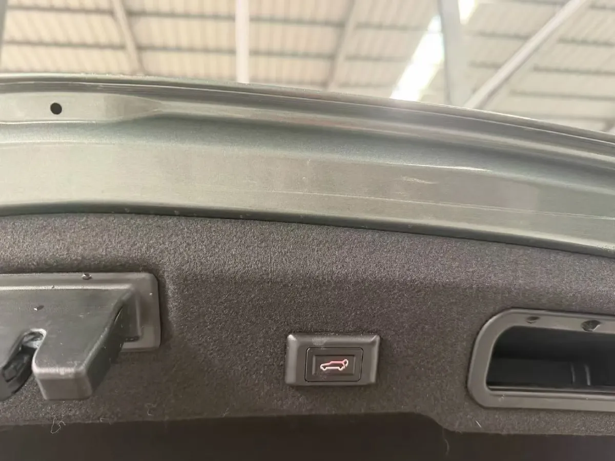 2023 Cadillac CT5 2.0T 237HP L4 10AT,autocango,china used car exporter,china ev exporter,chinese used car exporter,chinese used ev exporter