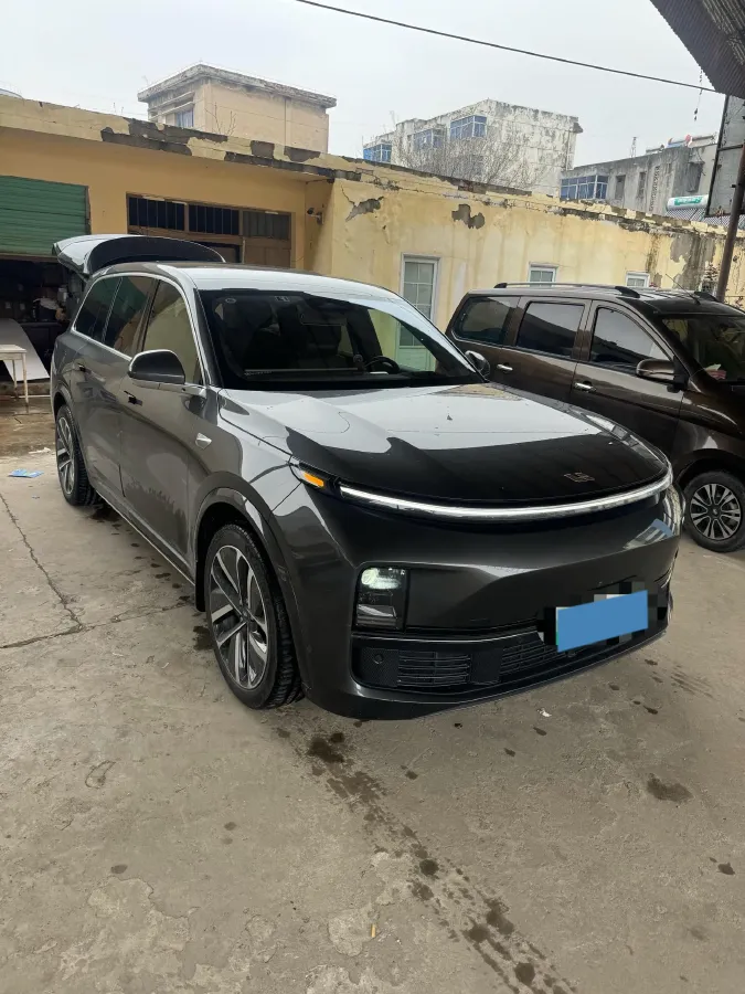 2023 Li L9 Range Extended 154HP REEV 42.6KWH,autocango,china used car exporter,china ev exporter,chinese used car exporter,chinese used ev exporter