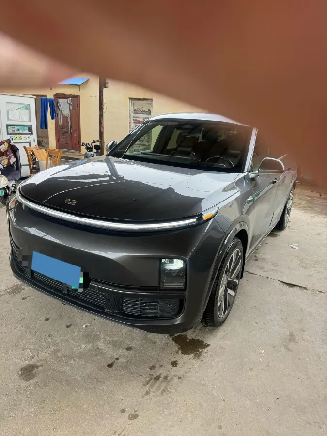 2023 Li L9 Range Extended 154HP REEV 42.6KWH,autocango,china used car exporter,china ev exporter,chinese used car exporter,chinese used ev exporter