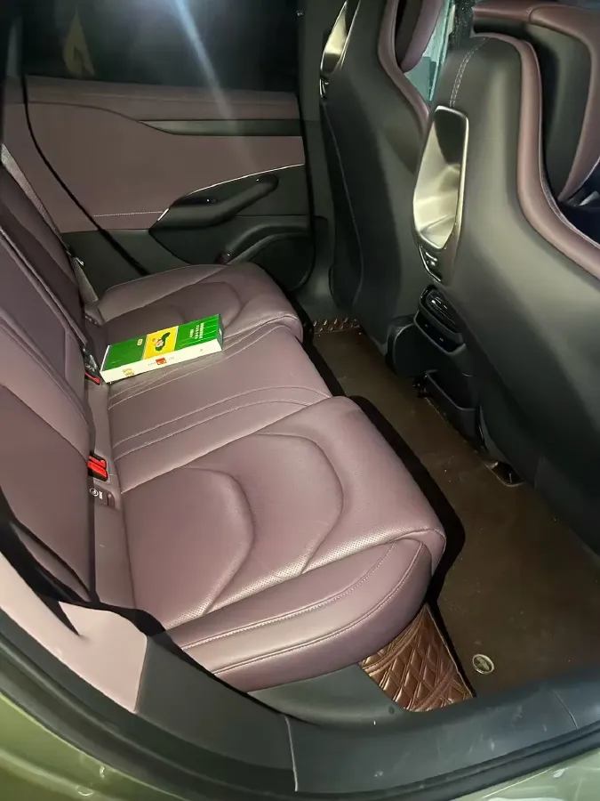 2024 MI SU7 BEV 94.3KWH,autocango,china used car exporter,china ev exporter,chinese used car exporter,chinese used ev exporter