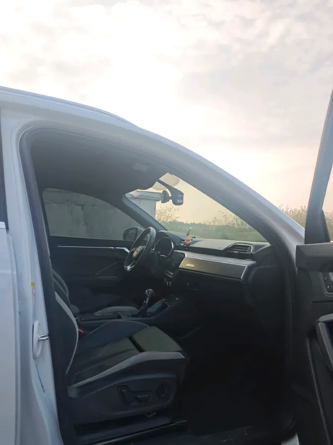 2024 Audi Q3 1.5T 160HP L4 7DCT,autocango,china used car exporter,china ev exporter,chinese used car exporter,chinese used ev exporter