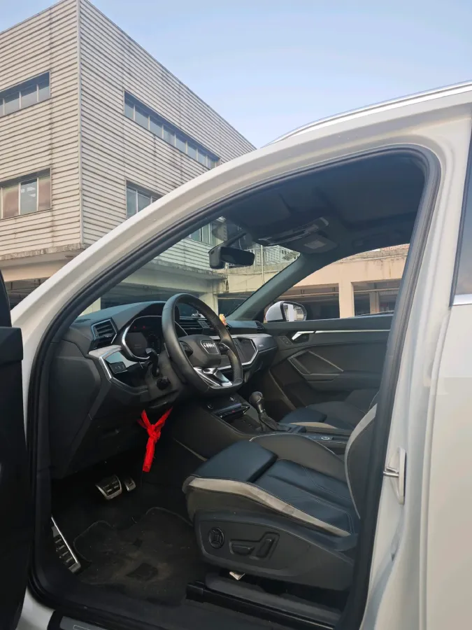 2024 Audi Q3 1.5T 160HP L4 7DCT,autocango,china used car exporter,china ev exporter,chinese used car exporter,chinese used ev exporter