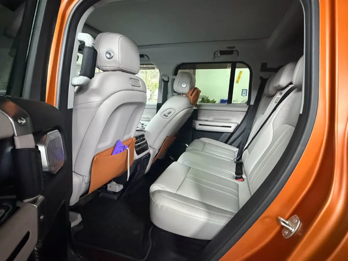 2025 Jetour Zongheng G700 2.0T 211HP L4 2DHT PHEV,autocango,china used car exporter,china ev exporter,chinese used car exporter,chinese used ev exporter