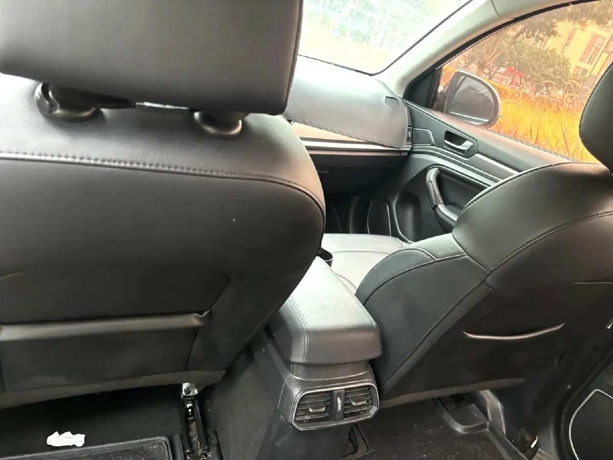 2018 Haval H6 1.5T 150HP L4 7DCT,autocango,china used car exporter,china ev exporter,chinese used car exporter,chinese used ev exporter