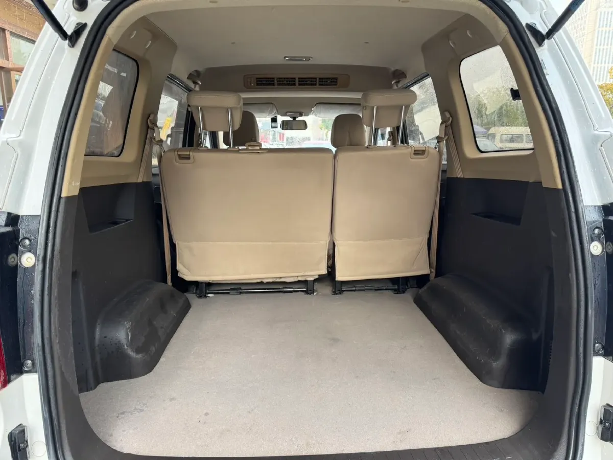 2019 WuLing HongGuang 1.5L 99HP L4 6MT,autocango,china used car exporter,china ev exporter,chinese used car exporter,chinese used ev exporter