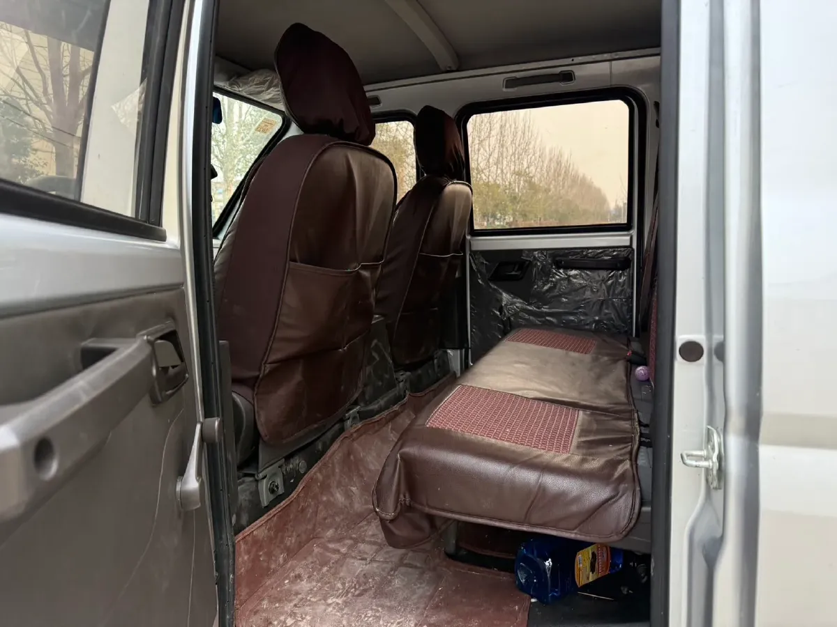 2021 WuLing RongGuang New Truck 1.5L 99HP L4 5MT,autocango,china used car exporter,china ev exporter,chinese used car exporter,chinese used ev exporter