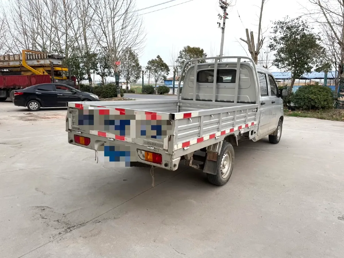 2021 WuLing RongGuang New Truck 1.5L 99HP L4 5MT,autocango,china used car exporter,china ev exporter,chinese used car exporter,chinese used ev exporter