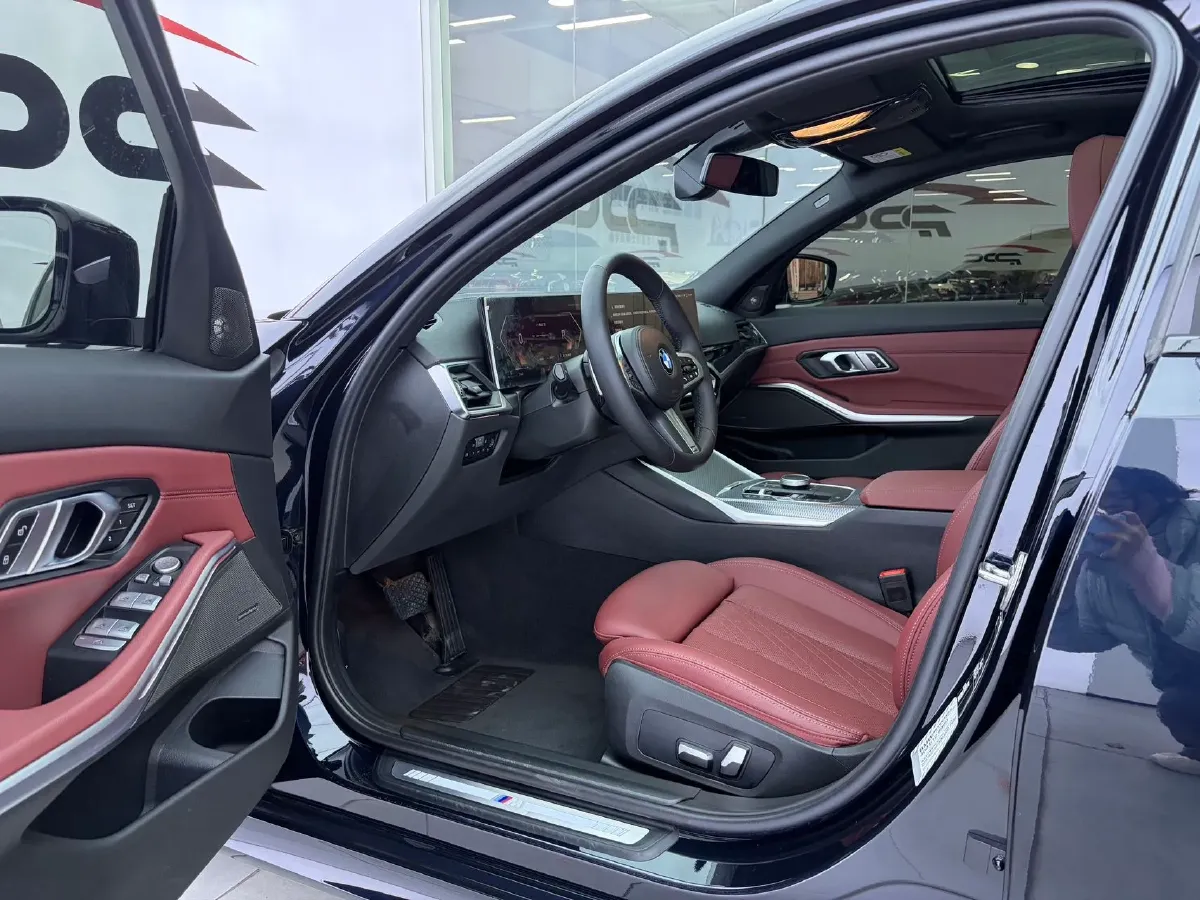 2023 BMW 3 Series 2.0T 184HP L4 8AT,autocango,china used car exporter,china ev exporter,chinese used car exporter,chinese used ev exporter