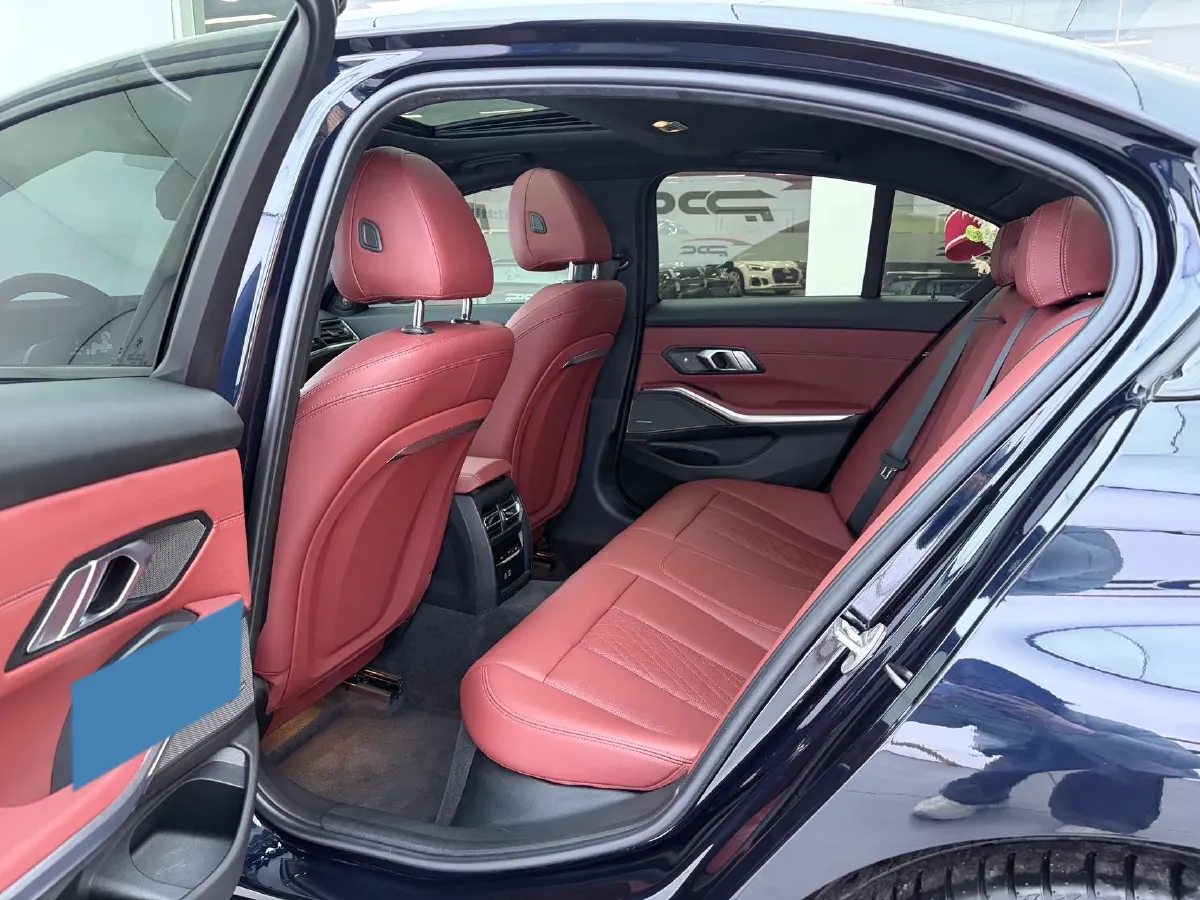 2023 BMW 3 Series 2.0T 184HP L4 8AT,autocango,china used car exporter,china ev exporter,chinese used car exporter,chinese used ev exporter