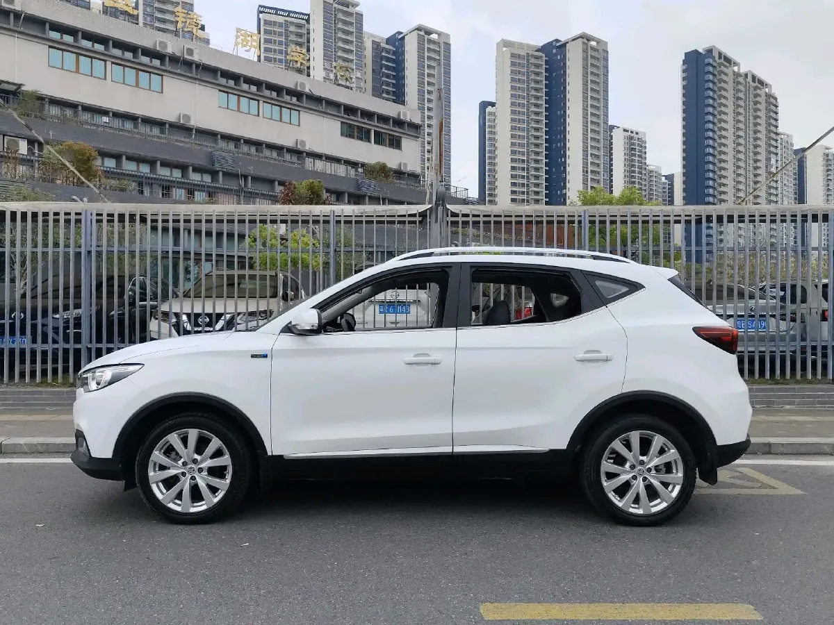2017 MG ZS 1.5L 120HP L4 5MT,autocango,china used car exporter,china ev exporter,chinese used car exporter,chinese used ev exporter