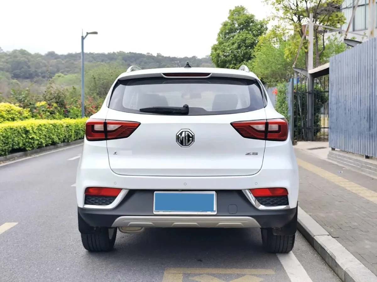2017 MG ZS 1.5L 120HP L4 5MT,autocango,china used car exporter,china ev exporter,chinese used car exporter,chinese used ev exporter