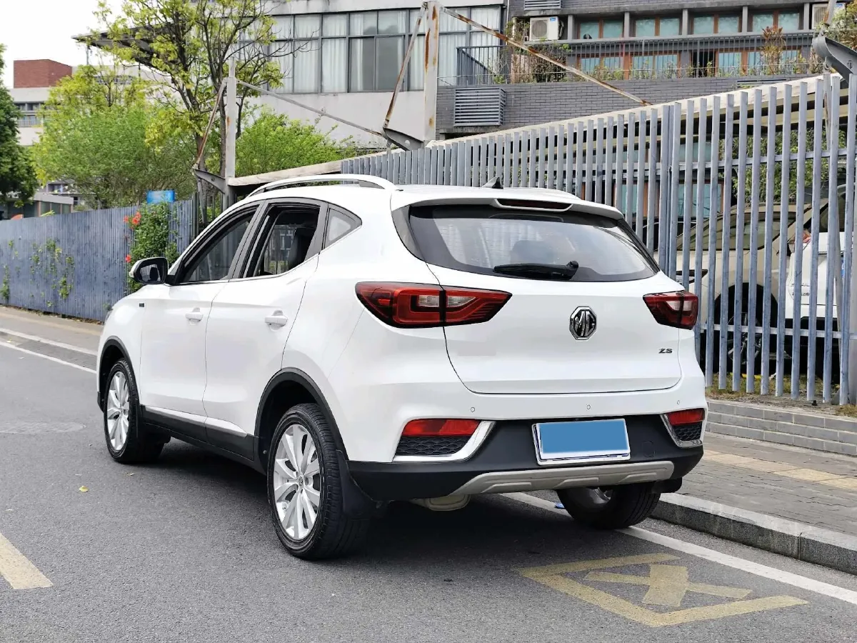 2017 MG ZS 1.5L 120HP L4 5MT,autocango,china used car exporter,china ev exporter,chinese used car exporter,chinese used ev exporter