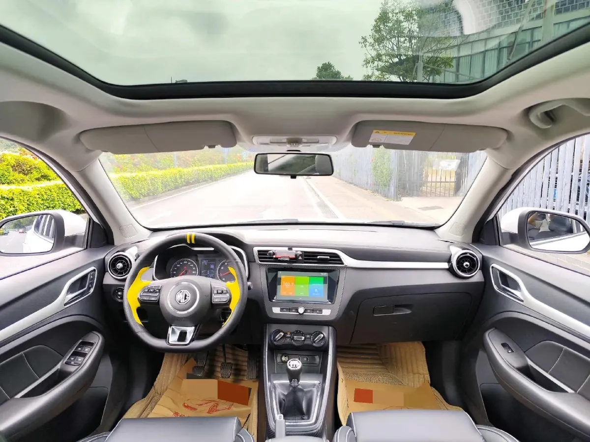 2017 MG ZS 1.5L 120HP L4 5MT,autocango,china used car exporter,china ev exporter,chinese used car exporter,chinese used ev exporter