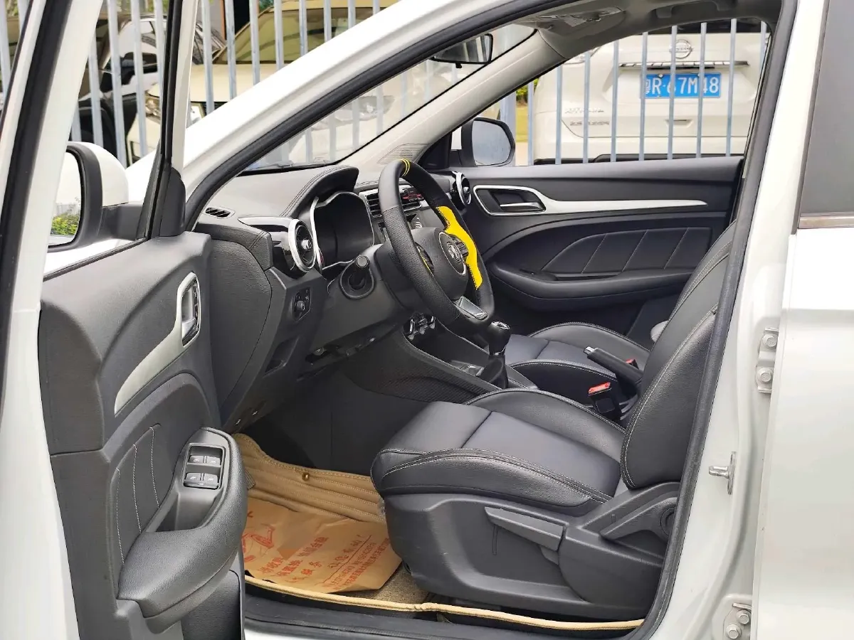 2017 MG ZS 1.5L 120HP L4 5MT,autocango,china used car exporter,china ev exporter,chinese used car exporter,chinese used ev exporter