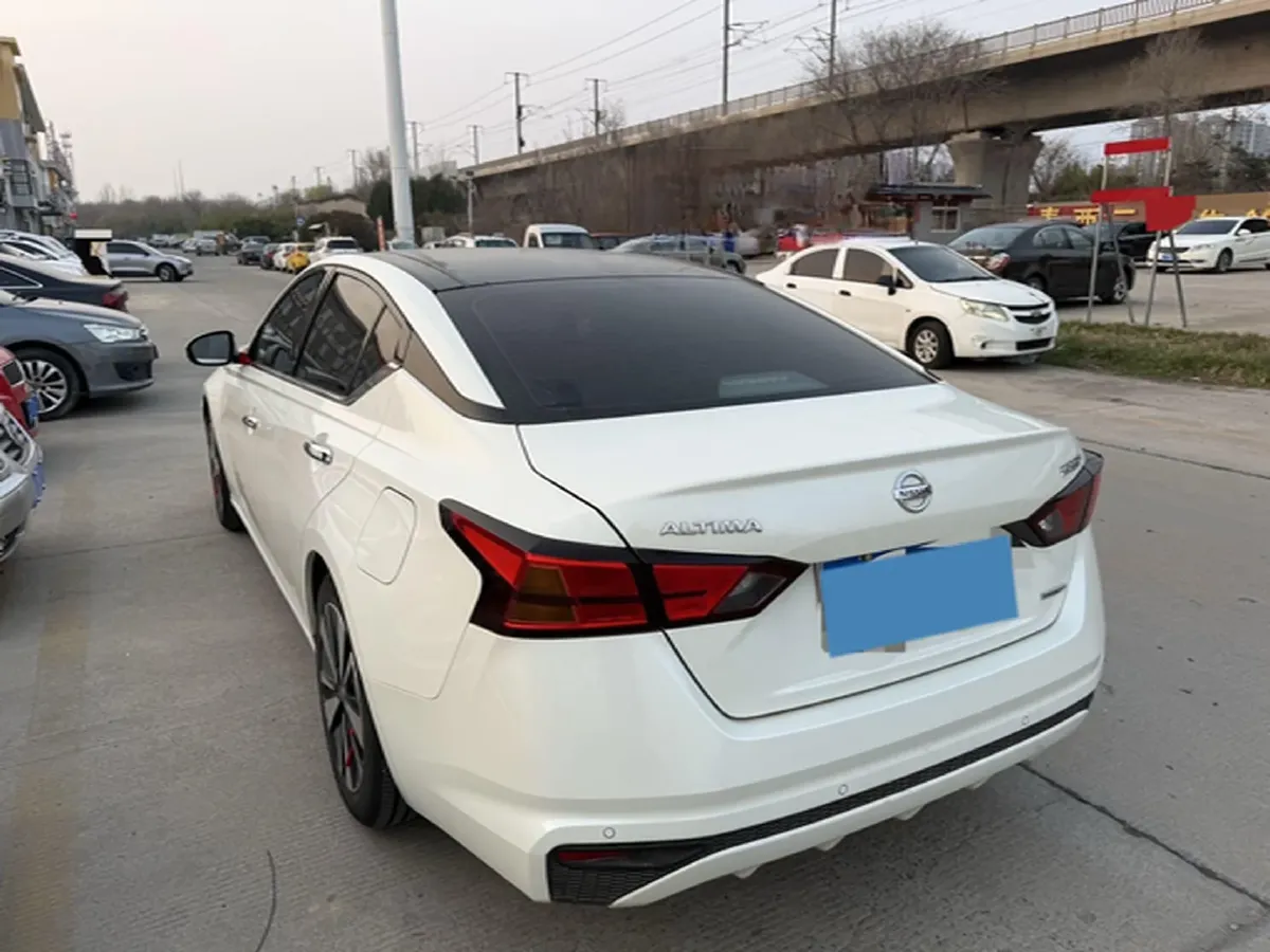 2022 Nissan Teana 2.0L 156HP L4 CVT,autocango,china used car exporter,china ev exporter,chinese used car exporter,chinese used ev exporter