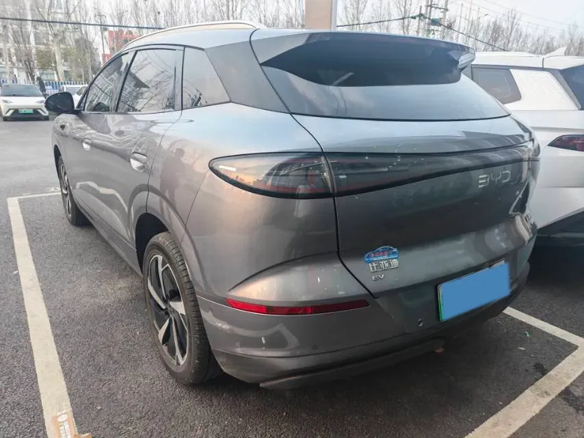 2025 LanDian E5 PLUS 1.5L 95HP L4 E-CVT PHEV,autocango,china used car exporter,china ev exporter,chinese used car exporter,chinese used ev exporter