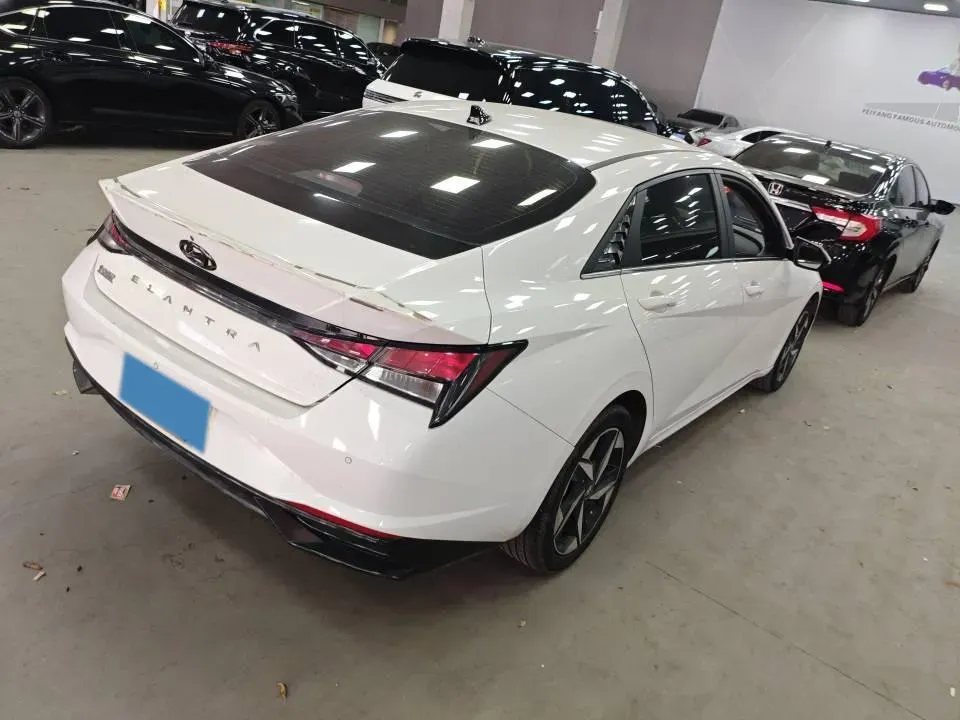 2022 Hyundai Elantra 1.5L 115HP L4 CVT,autocango,china used car exporter,china ev exporter,chinese used car exporter,chinese used ev exporter