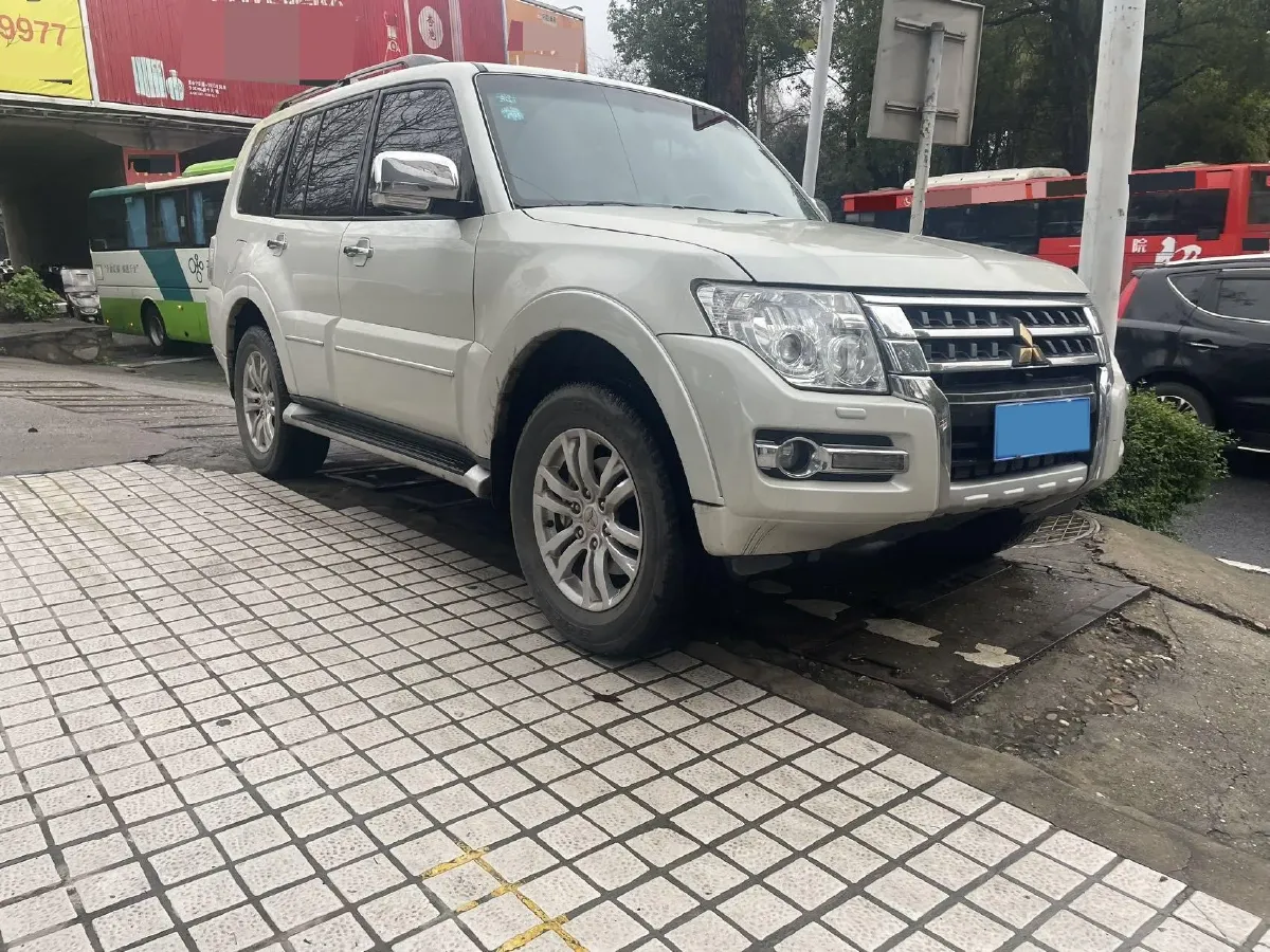 2017 Honda Jade 1.8L 141HP L4 5AT,autocango,china used car exporter,china ev exporter,chinese used car exporter,chinese used ev exporter