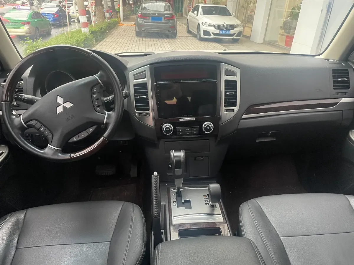 2017 Honda Jade 1.8L 141HP L4 5AT,autocango,china used car exporter,china ev exporter,chinese used car exporter,chinese used ev exporter