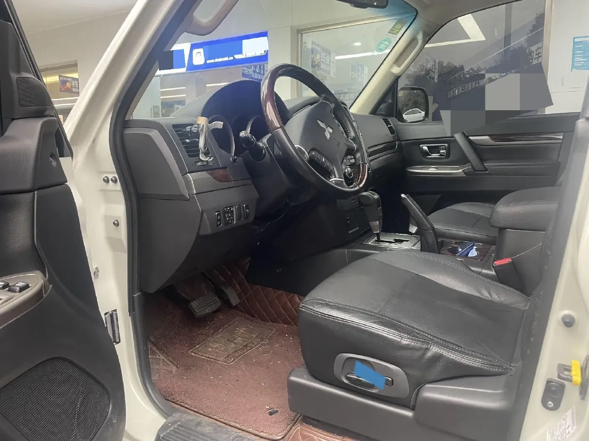 2017 Honda Jade 1.8L 141HP L4 5AT,autocango,china used car exporter,china ev exporter,chinese used car exporter,chinese used ev exporter