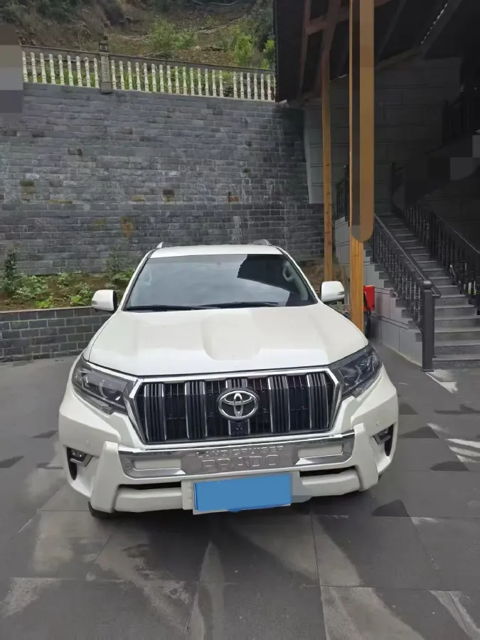 2019 Land Rover Range Rover Velar 2.0T 300HP L4 8AT,autocango,china used car exporter,china ev exporter,chinese used car exporter,chinese used ev exporter