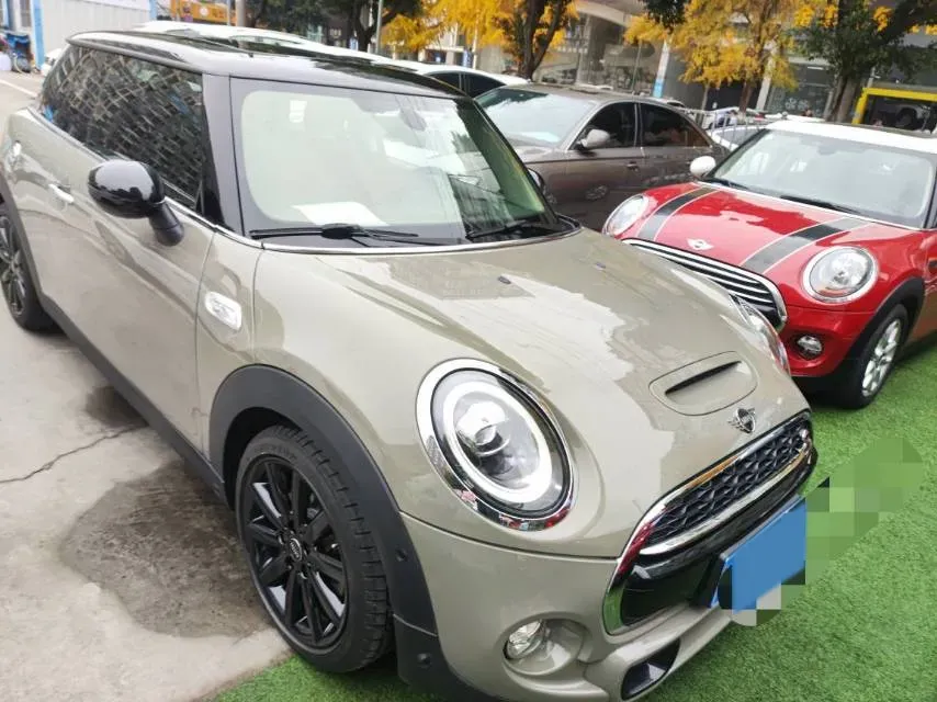 2019 MINI MINI 2.0T 192HP L4 7DCT,autocango,china used car exporter,china ev exporter,chinese used car exporter,chinese used ev exporter