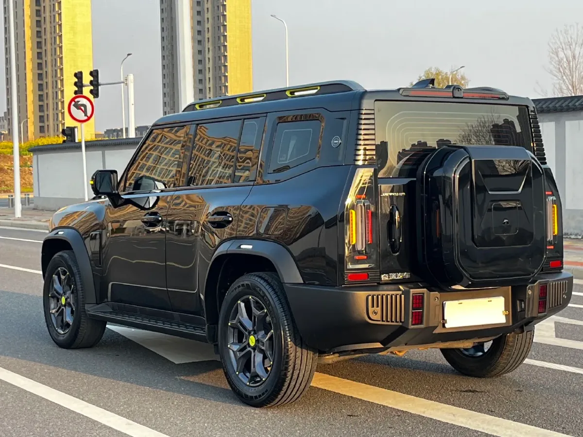 2023 Jetour Traveller 2.0T 254HP L4 7DCT,autocango,china used car exporter,china ev exporter,chinese used car exporter,chinese used ev exporter