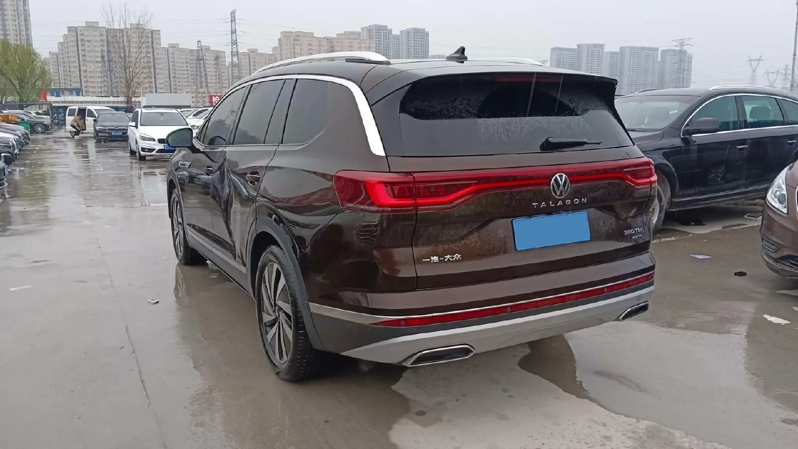 2021 Volkswagen Talagon 2.0T 220HP L4 7DCT,autocango,china used car exporter,china ev exporter,chinese used car exporter,chinese used ev exporter