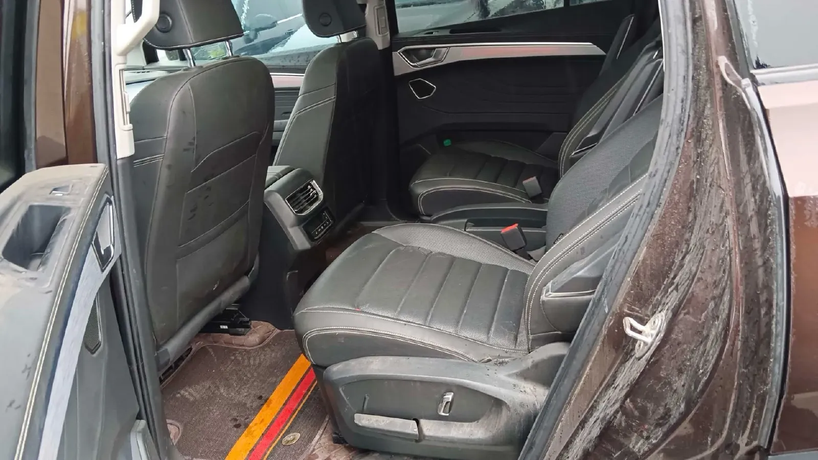 2021 Volkswagen Talagon 2.0T 220HP L4 7DCT,autocango,china used car exporter,china ev exporter,chinese used car exporter,chinese used ev exporter