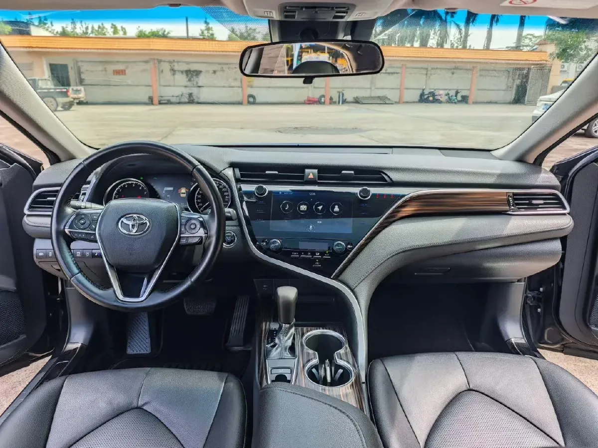2019 Toyota Camry 2.0L 178HP L4 CVT,autocango,china used car exporter,china ev exporter,chinese used car exporter,chinese used ev exporter