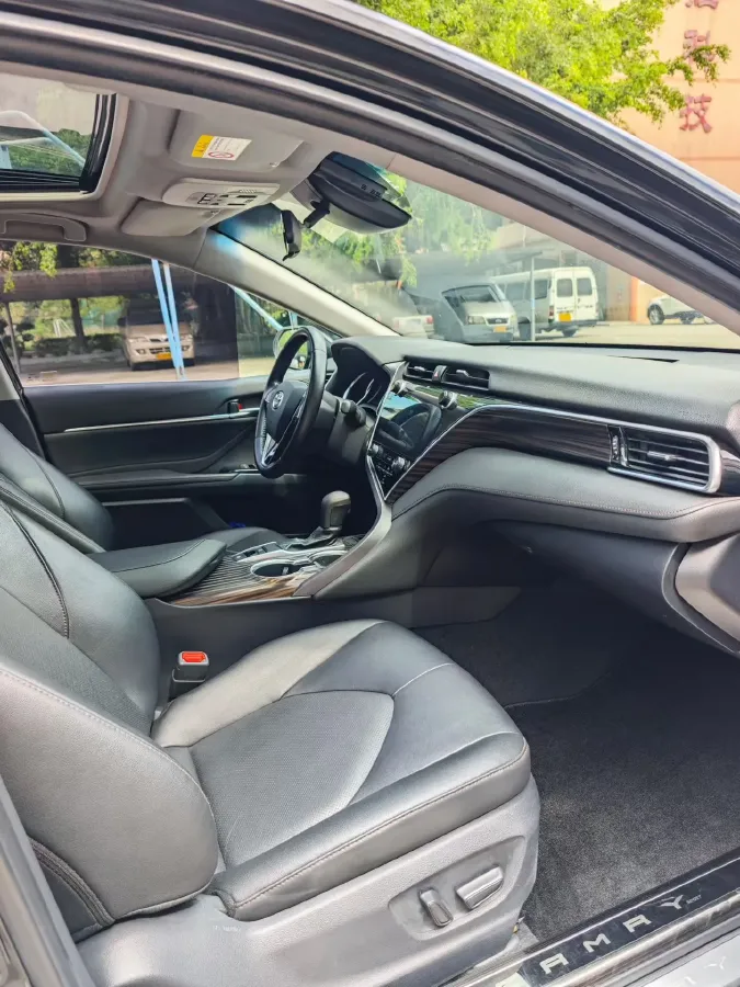 2019 Toyota Camry 2.0L 178HP L4 CVT,autocango,china used car exporter,china ev exporter,chinese used car exporter,chinese used ev exporter