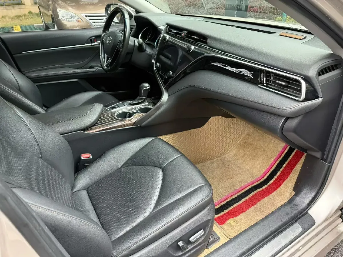 2019 Toyota Camry 2.0L 178HP L4 CVT,autocango,china used car exporter,china ev exporter,chinese used car exporter,chinese used ev exporter