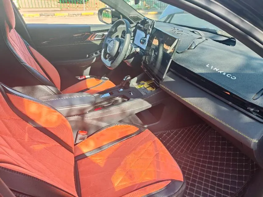 2025 LYNK&CO 03 1.5T 181HP L4 7DCT,autocango,china used car exporter,china ev exporter,chinese used car exporter,chinese used ev exporter