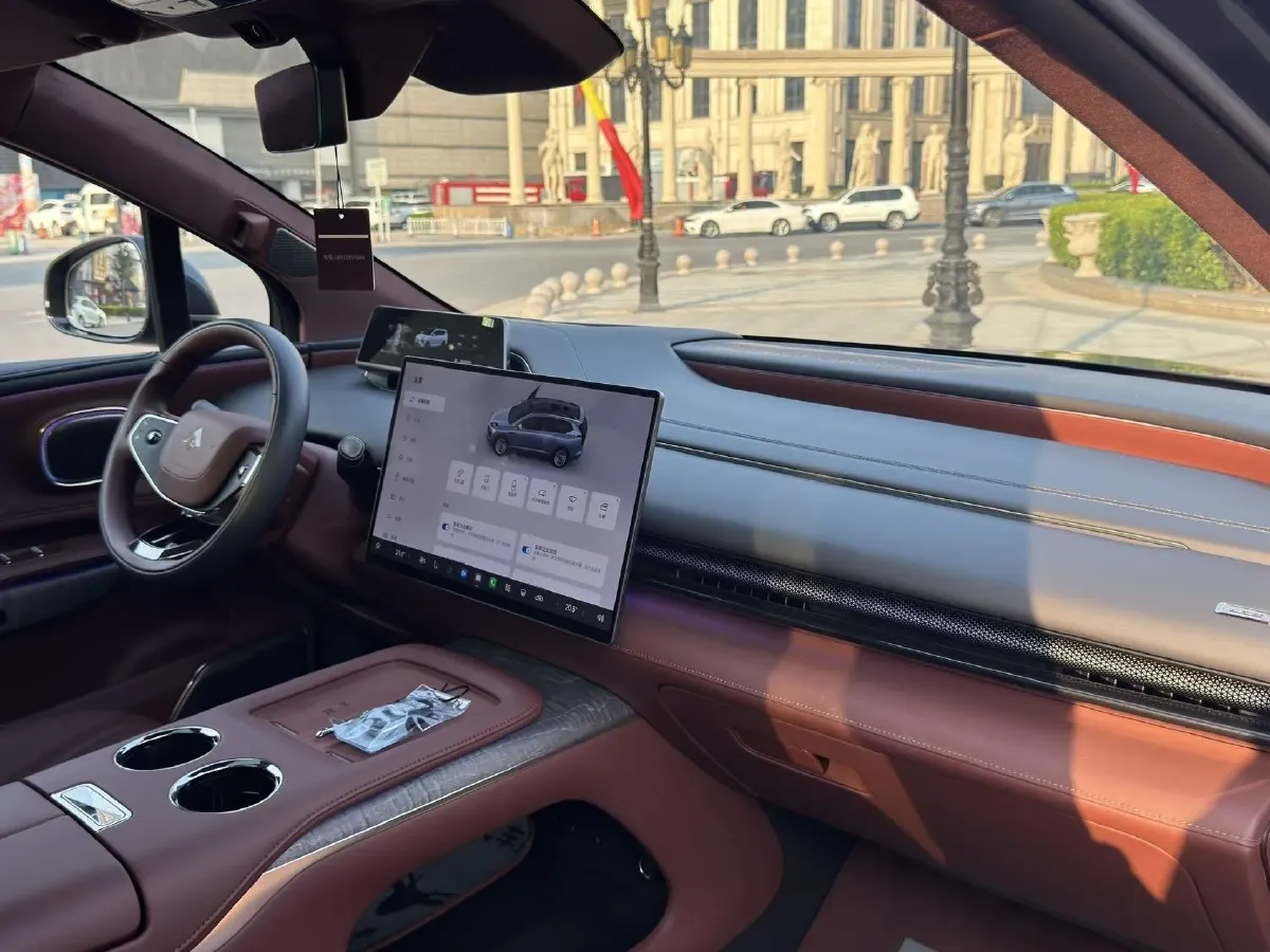 2025 HYPTEC HL BEV,autocango,china used car exporter,china ev exporter,chinese used car exporter,chinese used ev exporter