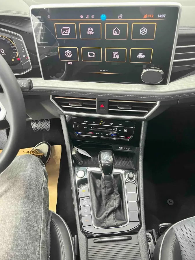 2023 Volkswagen Sagitar 1.4T 150HP L4 7DCT,autocango,china used car exporter,china ev exporter,chinese used car exporter,chinese used ev exporter