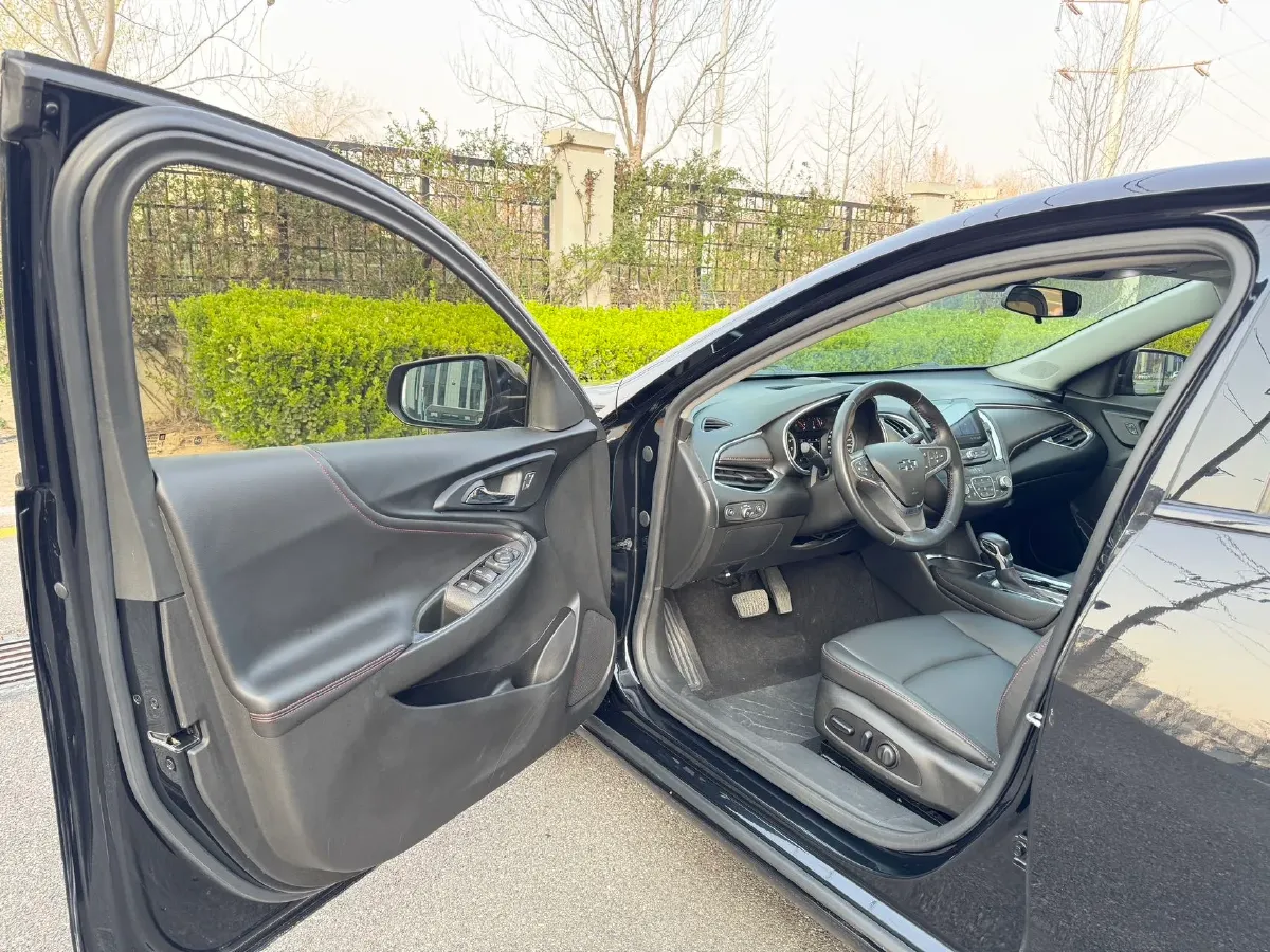 2021 Chevrolet Malibu XL 2.0T 237HP L4 9AT,autocango,china used car exporter,china ev exporter,chinese used car exporter,chinese used ev exporter