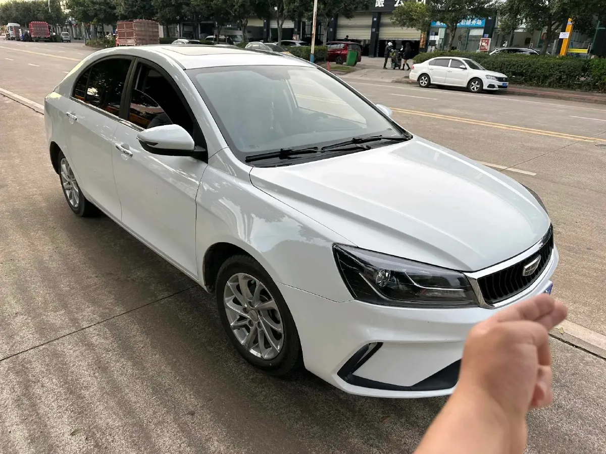 2020 Geely Emgrand 1.5L 109HP L4 5MT,autocango,china used car exporter,china ev exporter,chinese used car exporter,chinese used ev exporter