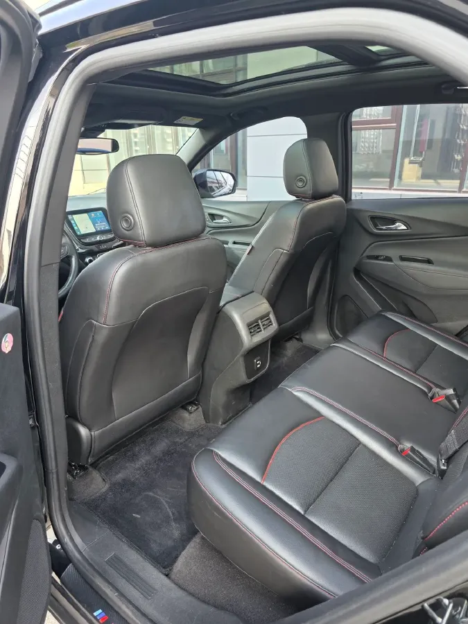 2021 Chevrolet Equinox 2.0T 237HP L4 9AT,autocango,china used car exporter,china ev exporter,chinese used car exporter,chinese used ev exporter