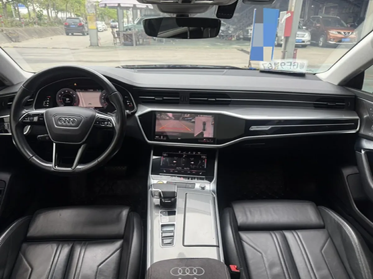 2020 Audi A7 2.0T 245HP L4 7DCT,autocango,china used car exporter,china ev exporter,chinese used car exporter,chinese used ev exporter